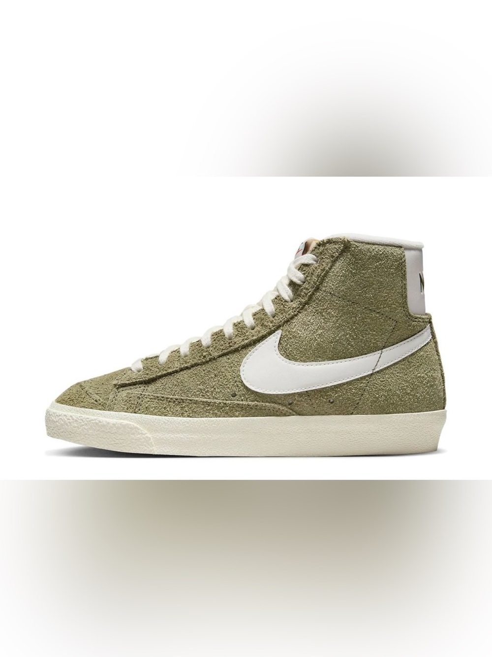 Women's Nike Blazer Mid '77 VNTG Medium Olive Sail Coconut Milk SZ 7.5